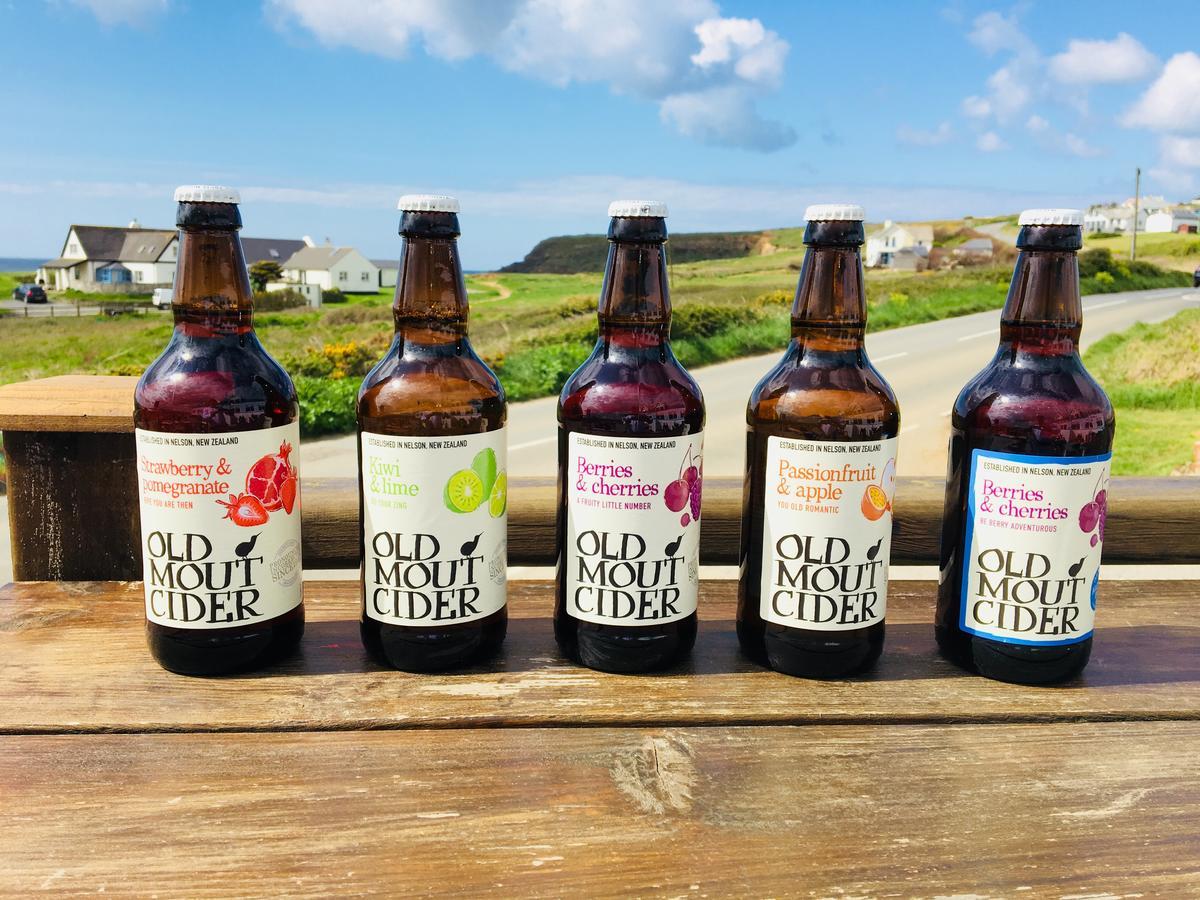 The Bay View Inn バッド エクステリア 写真